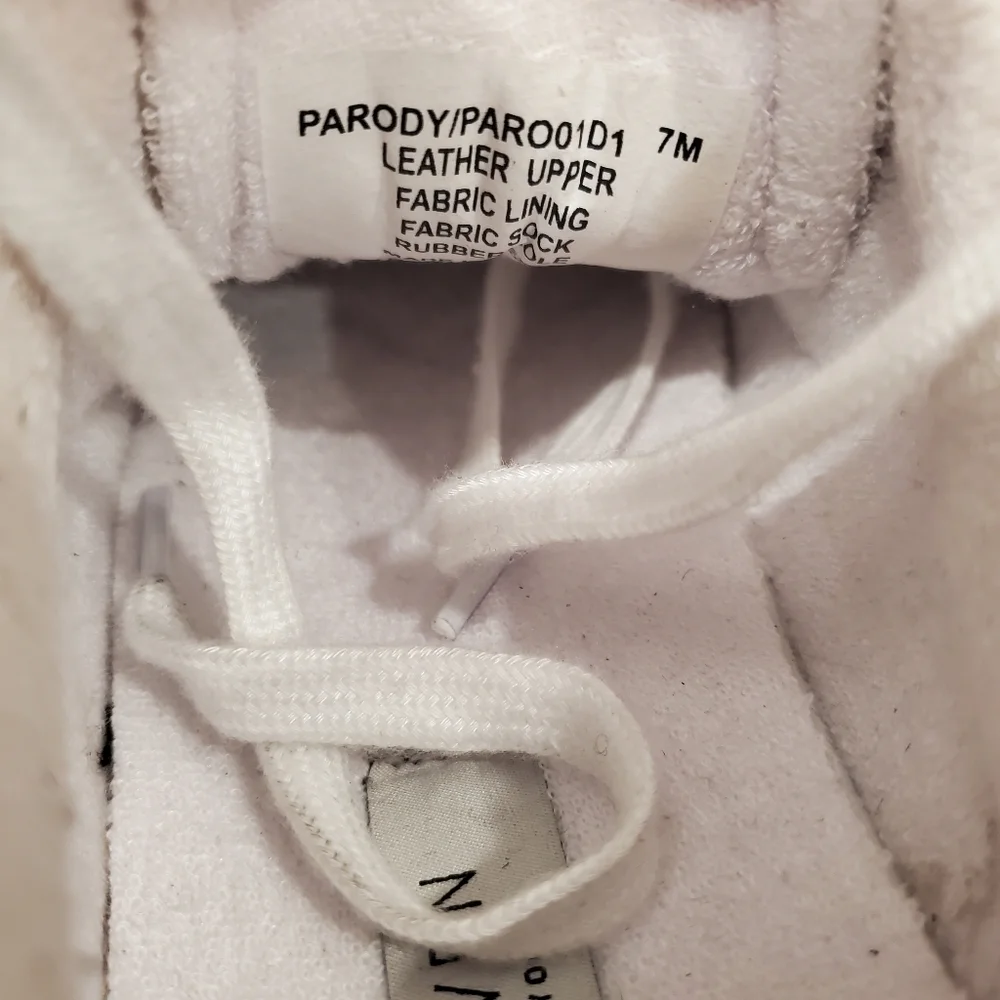 NEW STEVEN by Steven Madden Parody Leather Glitter Cream Sneakers